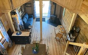 Le Hangar